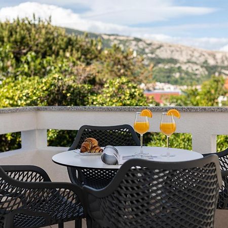 Happy Apartments Baska Экстерьер фото
