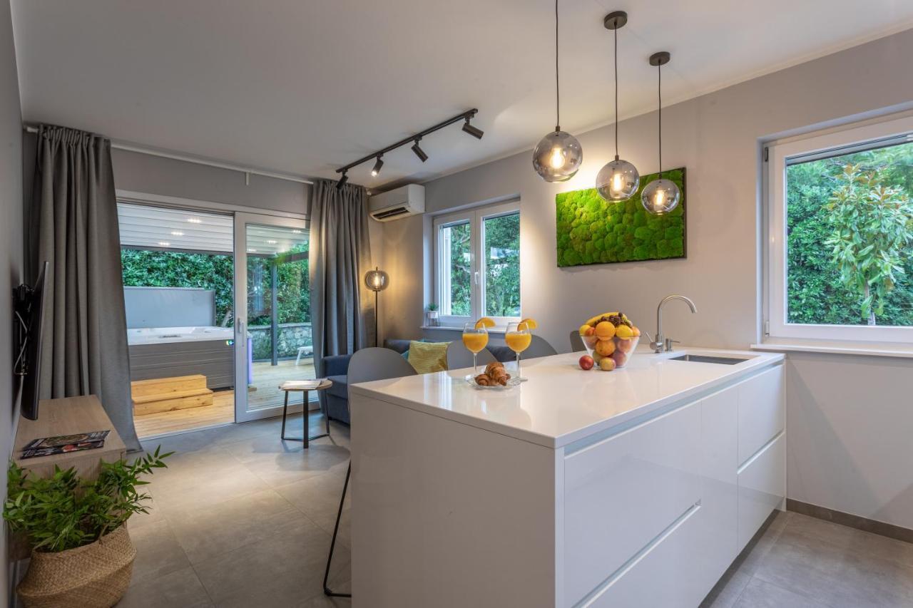 Happy Apartments Baska Экстерьер фото