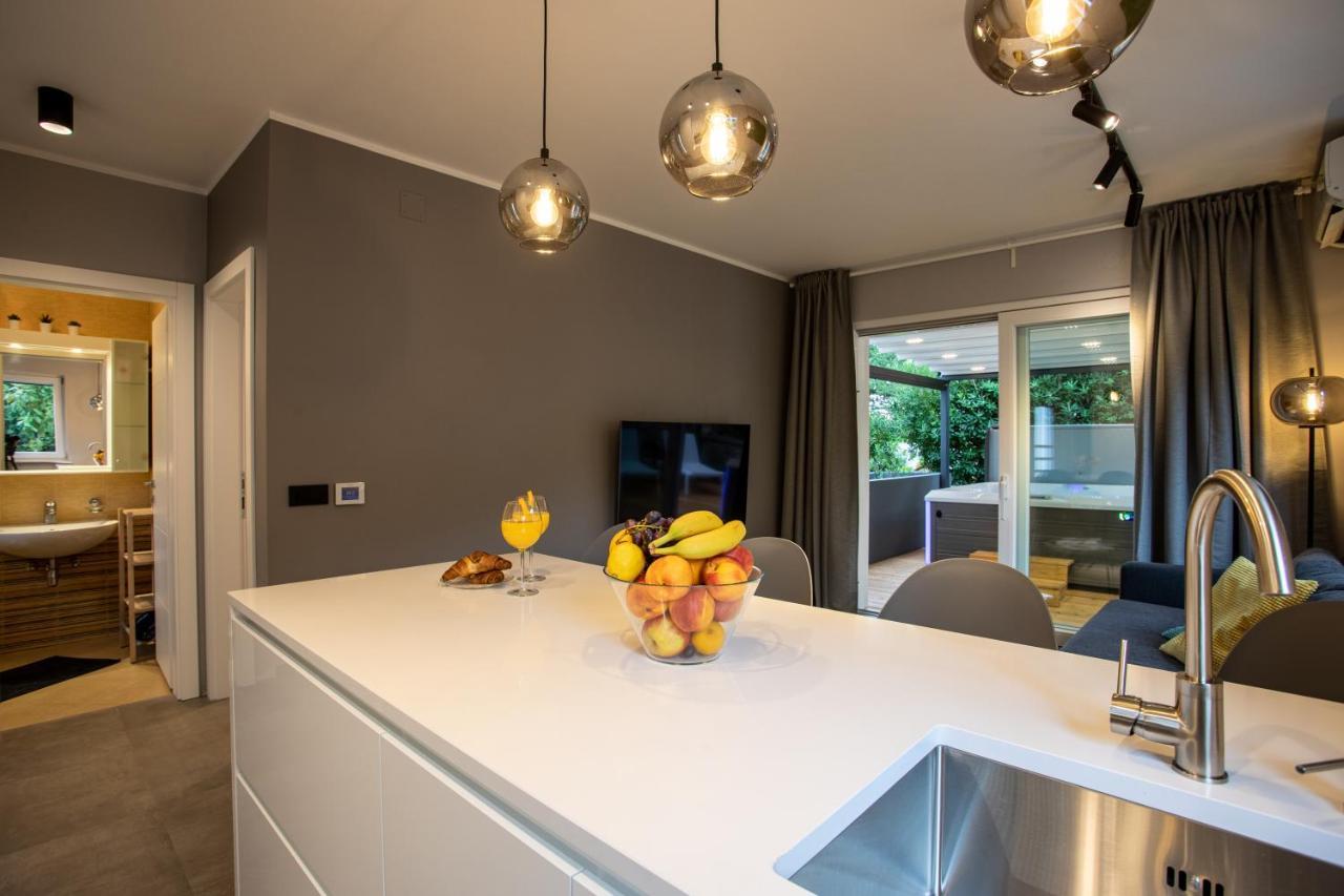 Happy Apartments Baska Экстерьер фото